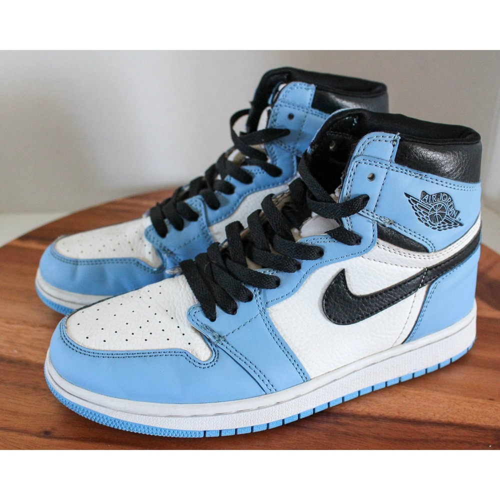 Nike Air Jordan 1 Retro High OG Mens 7 University Blue Black White 555088-134